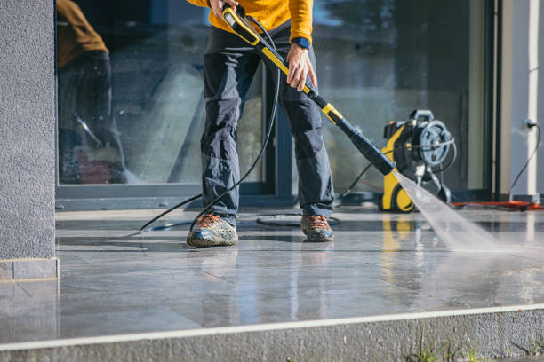 Best Deck Cleaning Services  in Glendive, MT